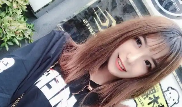 lol她是lpl最强女解说段位超9成网友还是摄影师的焦点