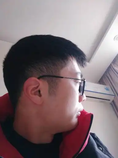 男生头发五厘米左右可以去烫头吗