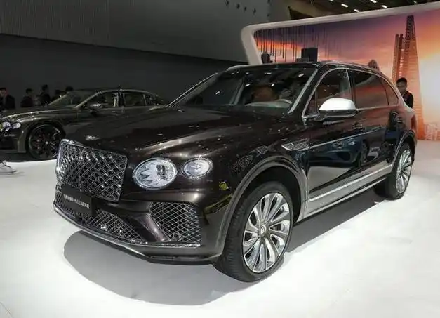 除了bba汽车以外,宾利也算得上是备受欢迎的豪车品牌之一.