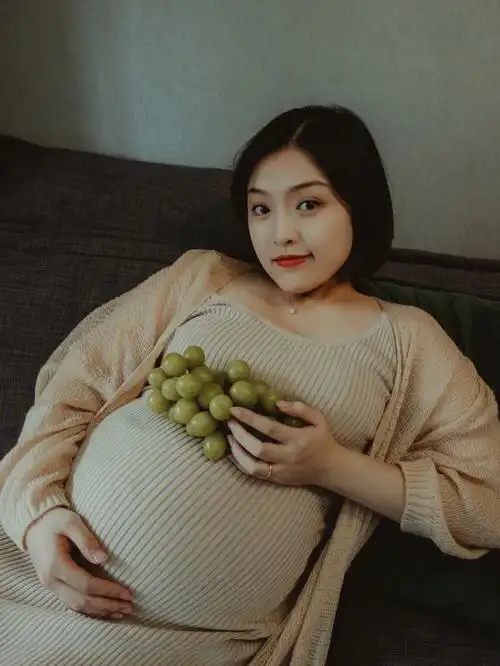 718结婚周年在家拍孕妇照宝宝32w周啦