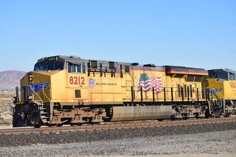 车号及特别涂装的美国联合太平洋铁路c45accte型和c45ah型内燃机车