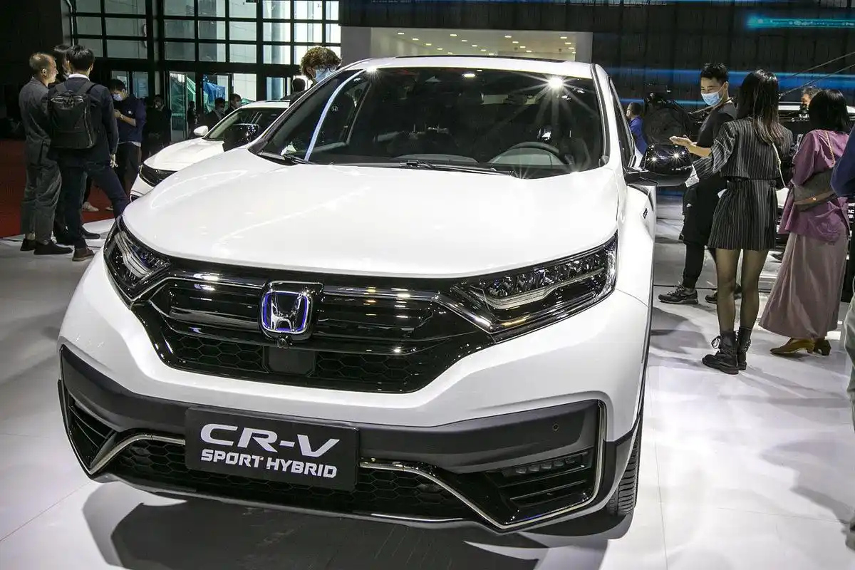 2023款本田crv是一款全新的suv车型,它采用了全新的设计语言和动力