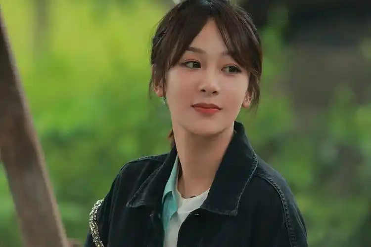 《向往的生活》:彭昱畅对杨紫"因爱生恨",亲手放出的瓜真甜