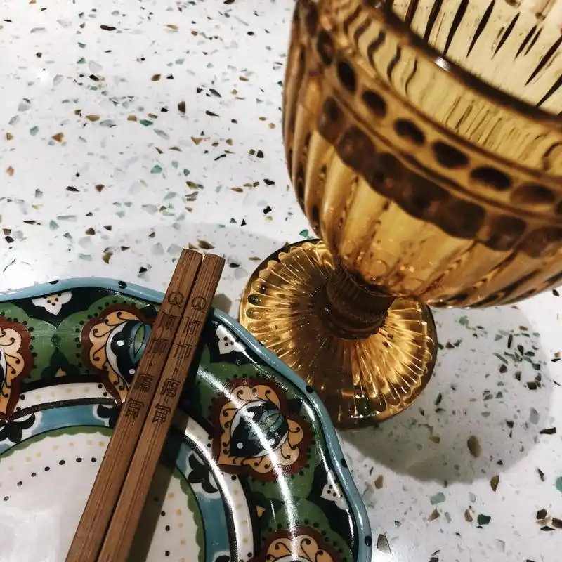 倾城瘾食·重庆菜.摩洛哥风格的川菜馆位于高新大都荟(据说老 - 抖音