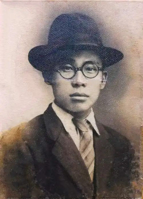 年轻帅气一表人才的爷爷