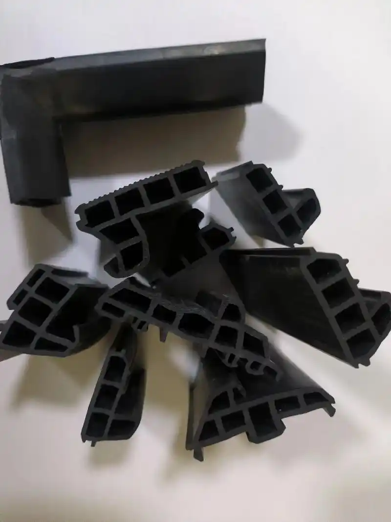 实体密封胶条厂家,三元乙丙胶条,防火门窗用 - 抖音