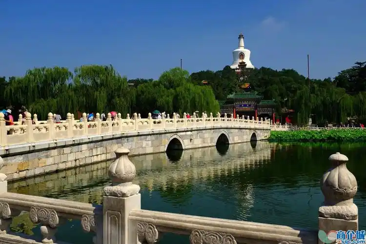 北海公园旅游攻略    北海公园有哪些好玩的地方大搜罗,大小景点一个