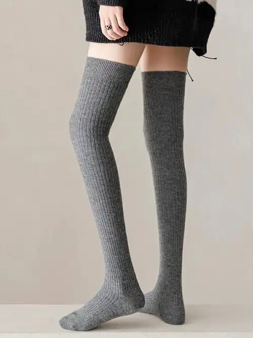 降温啦灰色过膝袜好显瘦