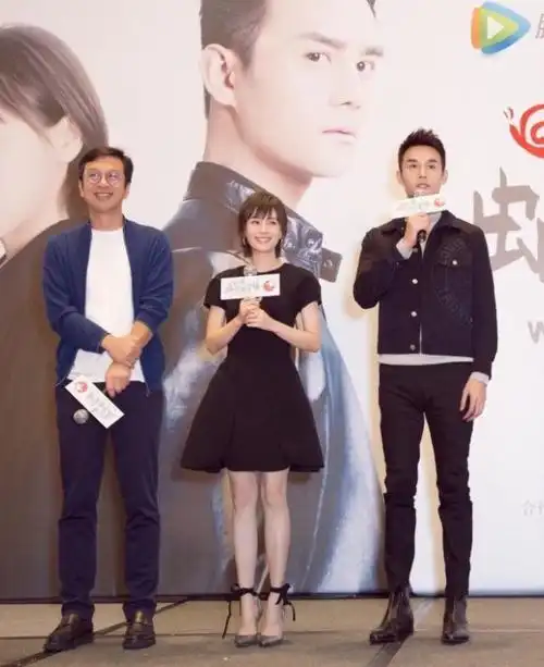 162的王子文和165的陈乔恩同框谁谎报身高差距一目了然