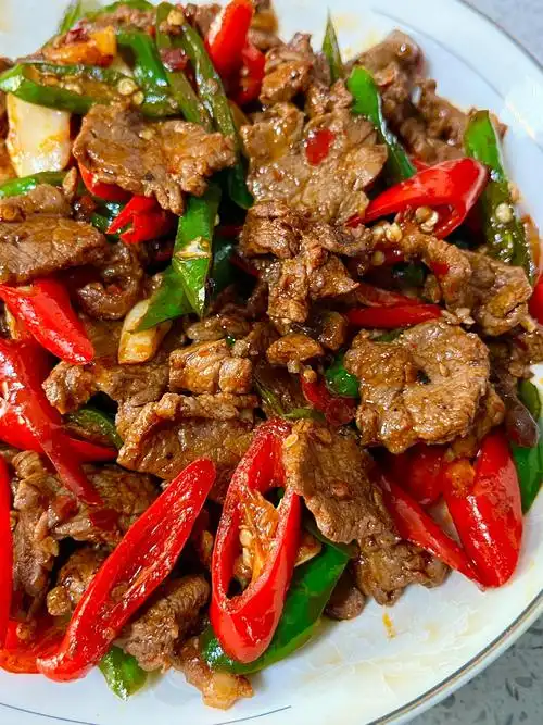 921596双椒牛肉,辣中带香,美味到让人尖叫