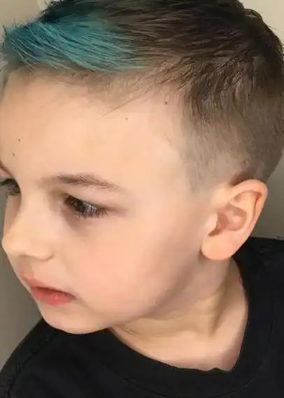 男孩个性短发型发 最酷的儿童理发造型推荐,2020小男童最新短头发发型