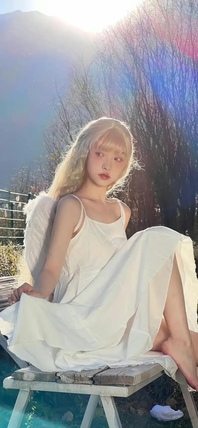 抖音今日最火潮图小姐姐壁纸