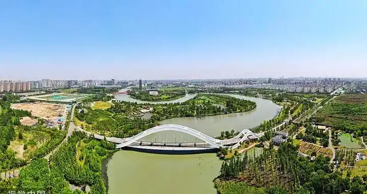 江苏扬州:运河三湾景区景色宜人