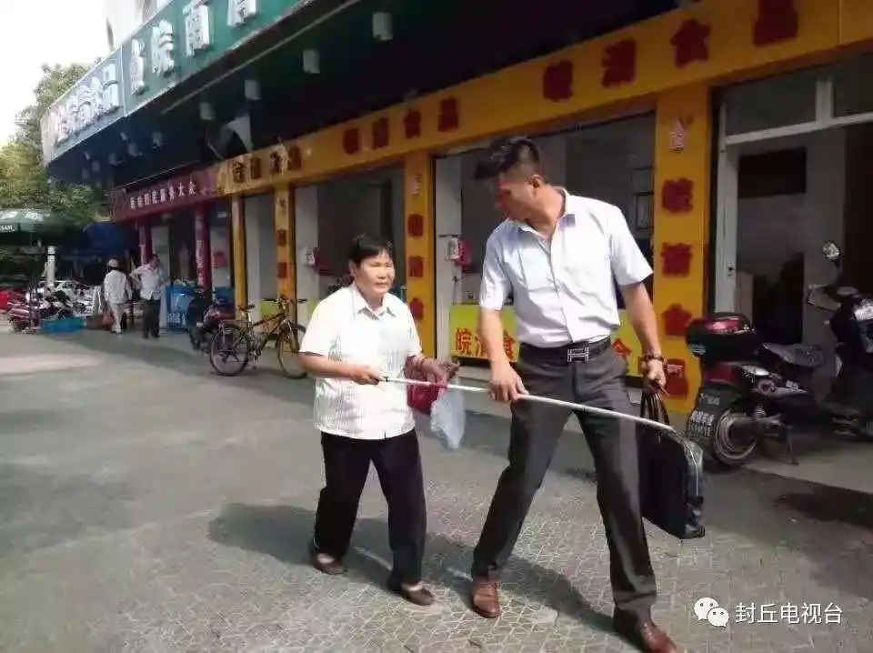 2018年度"感动封丘"十大人物之冯鹏飞