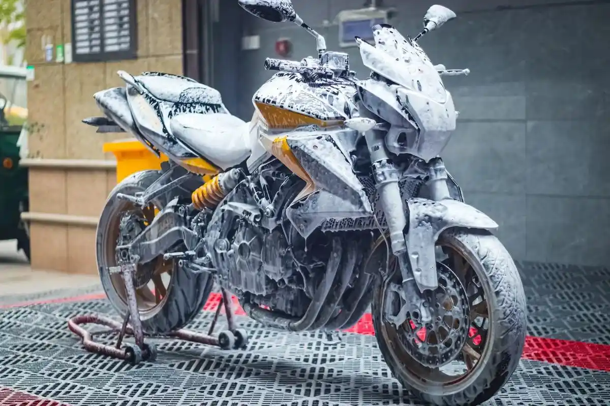 黄龙600.#机车#黄龙600 #机车摄影#超越汽美 - 抖音