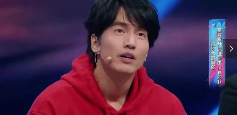 《王牌对王牌》言承旭讲述单亲家庭,渴望拥有一次轰轰烈烈的爱情