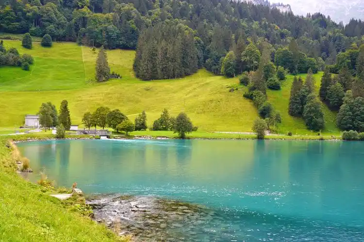 6.瑞士高山徒步铁力士(titlis)六湖健行