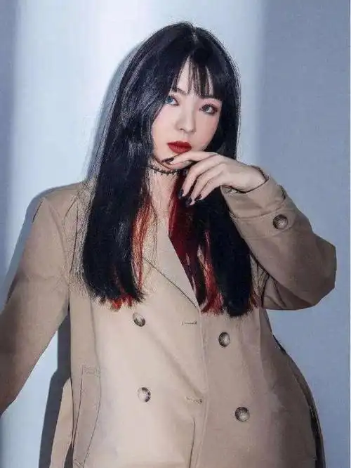 救命,真的超级喜欢王忻辰苏星婕合唱的歌,每一首歌氛围感都超级赞!