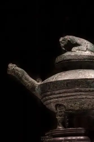 "虎鎣"(摄影:范立)展品赏析地点:中国国家博物馆南12展厅展期:2019/1