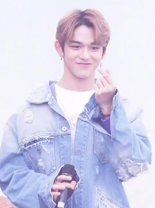 黄旭熙亲自为她官宣,看到内容真的很暖心_节目_观众们_类型