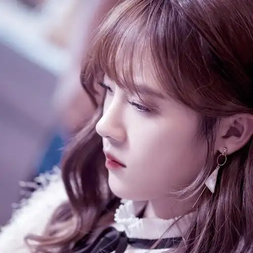 自制卢洋洋滤镜头像