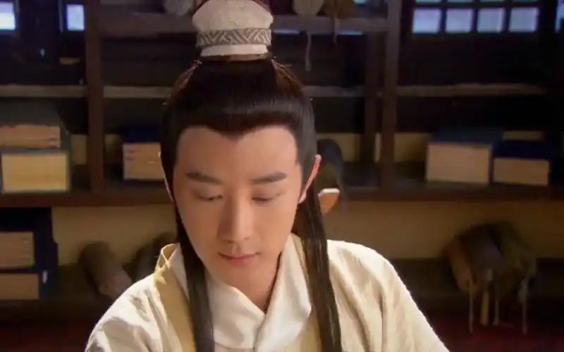 张倬闻是真的帅99