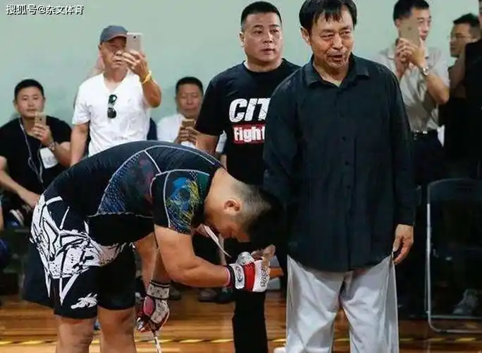 原创30秒被业余拳手ko!马保国名气不降反增,5年国外比赛经历成疑点