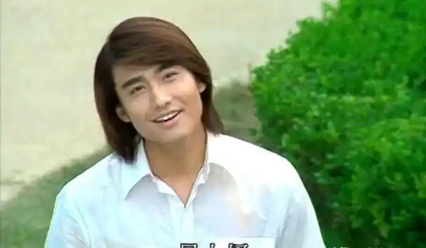 以为八竿子打不着实际是亲哥俩这5对兄弟明星每一对都很低调