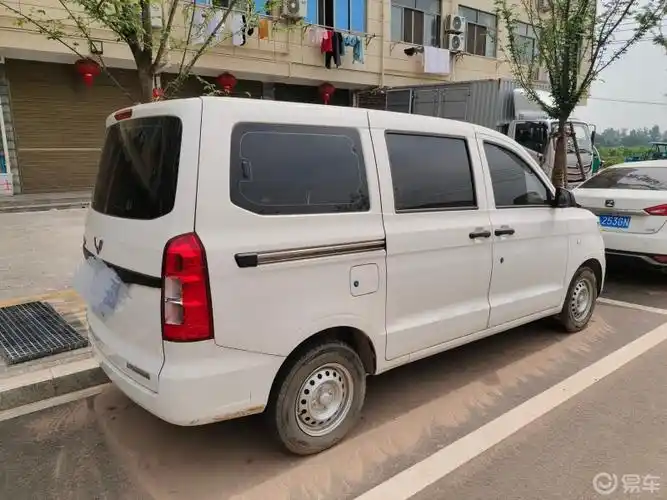 坐标金华地区.自用白色五菱宏光v 行驶5200公里,无事故随时验车!