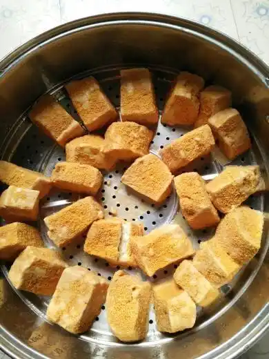 豆腐发酵变成这样可以做豆腐乳吗