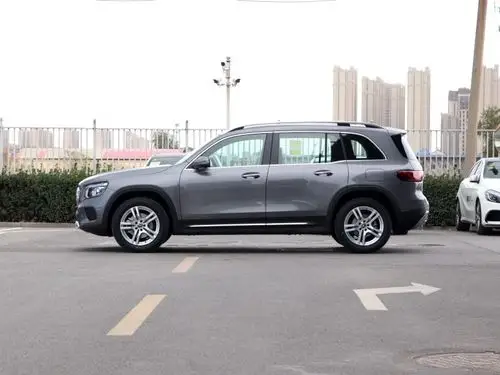 奔驰glb数量有限最新报价glb200价格及图片