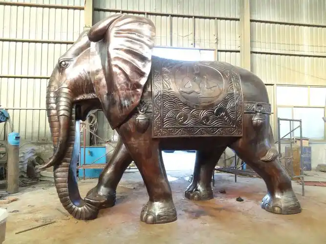 唐县昌盛铜雕批发故宫铜狮摆件纯铜办公室狮子工艺品-阿里巴巴