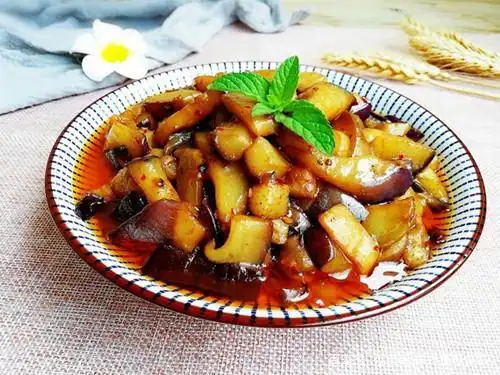 素烧茄子,酱烧茄子,营养美味,好滋味!