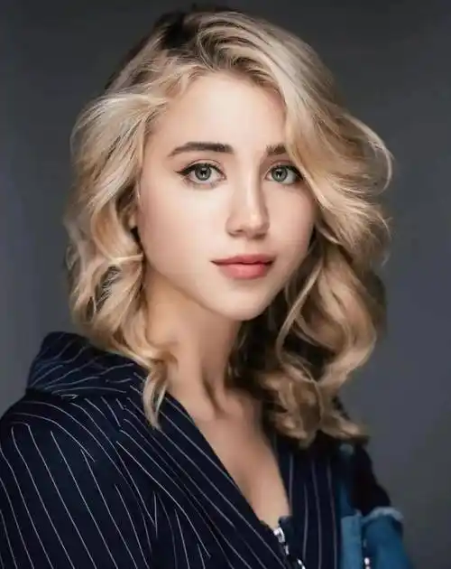 凯丽考恩:娱乐圈璀璨女星,美貌身材俱佳,实力与魅力并存_艺术_光芒