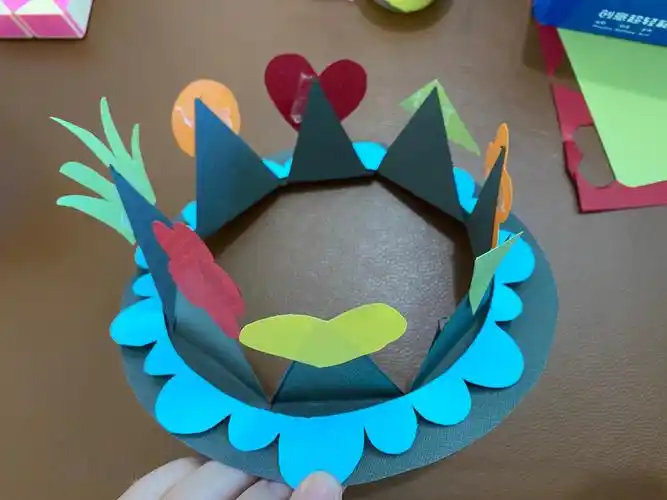 创意美术:春天的帽子