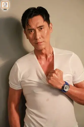 tvb新视帝马德钟这样拍广告眼神迷蒙chok爆天际自曝向林峯学的