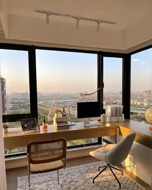 78拥有这个这样的阳台书房一定会好好工