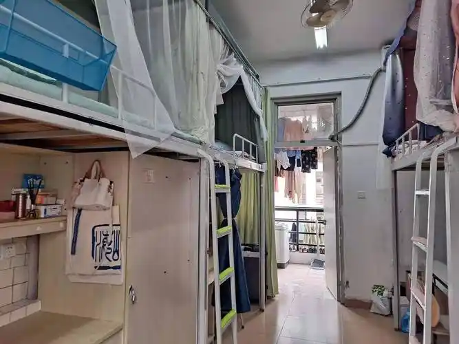 同学们整洁的宿舍 - 易班优课