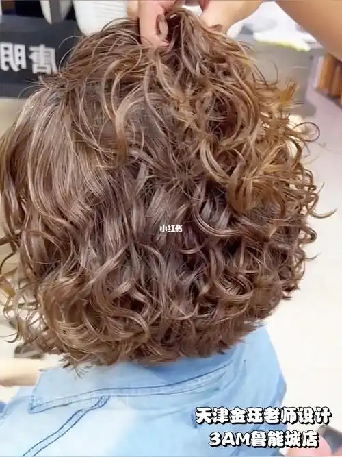 减龄芭比烫 显发量尴尬期必烫发型推荐短发烫发 天津烫发 天津发型