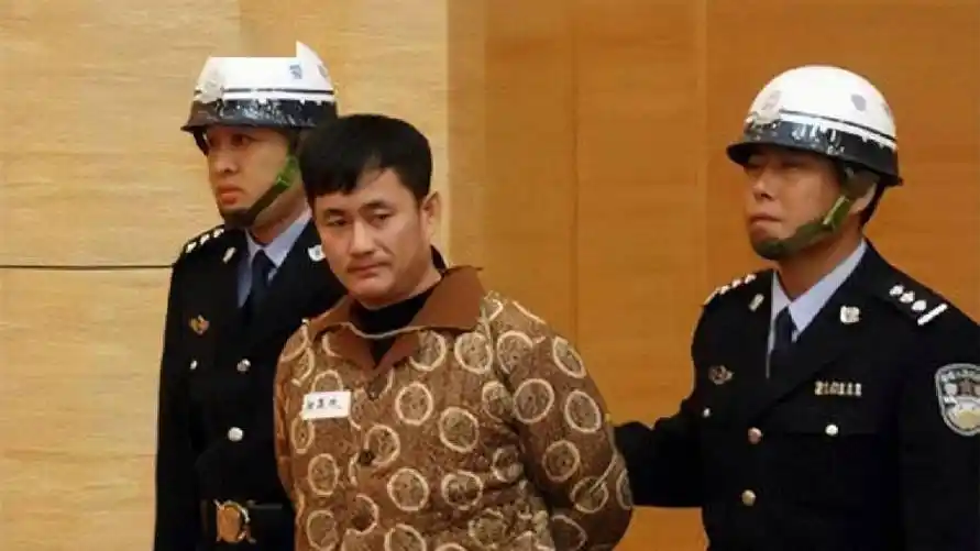 2006年黑龙江工人被妻子举报牵出3年前的辽宁运钞车大案