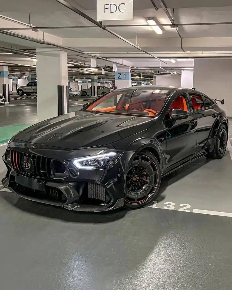 巴博斯改装的奔驰amg gt63s,黑武士非常耐看,外观造型威武霸气