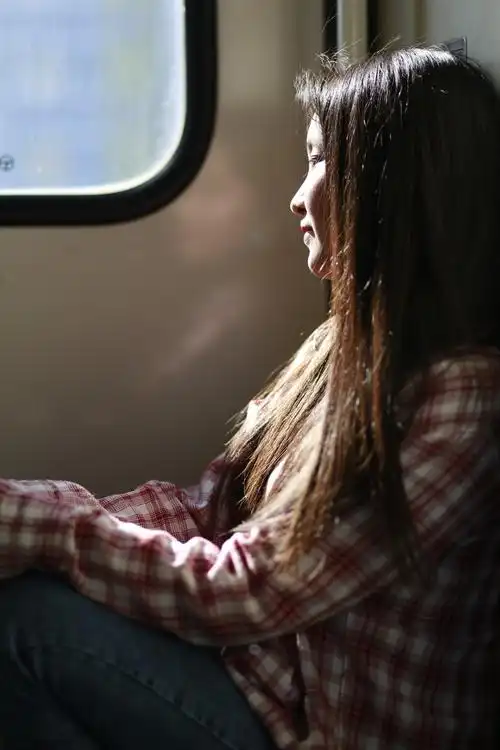 【图片9】火车上随拍--蜂鸟论坛照片套图