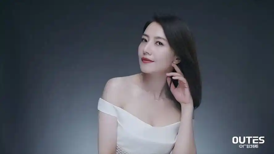 高圆圆新代言的中广tvc曝光,堪比大片_欧特斯_品牌_策划