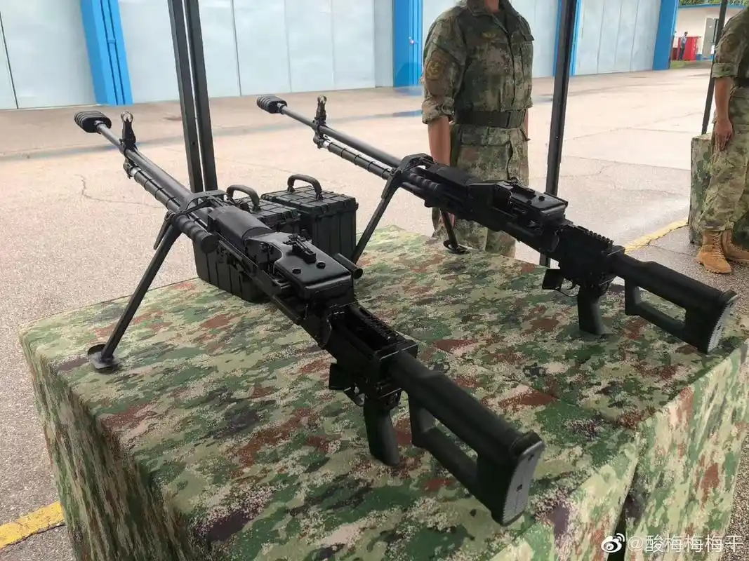 7毫米"轻机枪",这是世界最轻最先进的大口径机枪.
