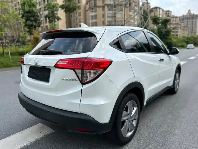 抖音新到2021年11月本田缤智1.5排量自动先锋版  全 - 抖音