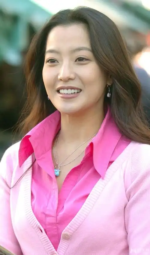 金喜善代言游戏宛若仙女 金喜善图片