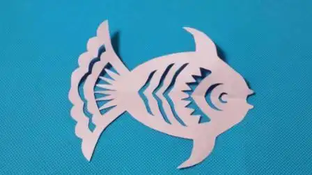 剪纸小课堂561 剪纸小鱼3 儿童剪纸教程大全 折纸王子 亲子游戏