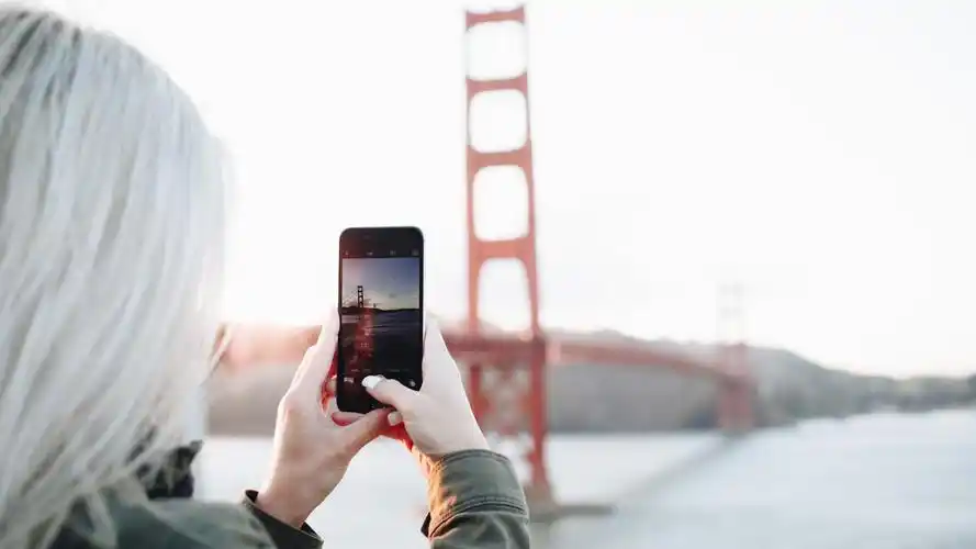 欧美女生好看背影背景不露脸lomo等壁纸图片lomo欧美女生背影