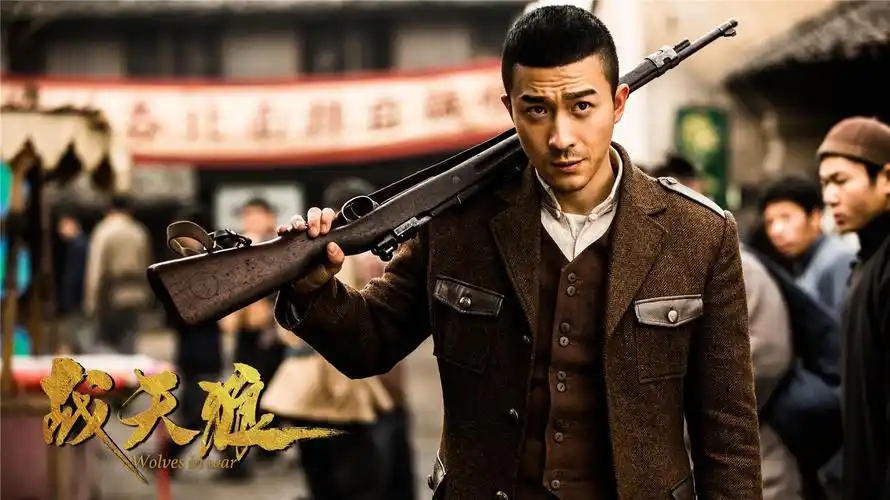 张铎《娘亲舅大》《战天狼》双剧热播 演技爆发开启霸屏模式