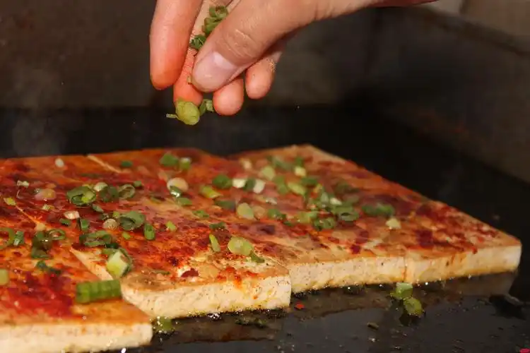 铁板豆腐培训-适合一个人卖的小吃摊